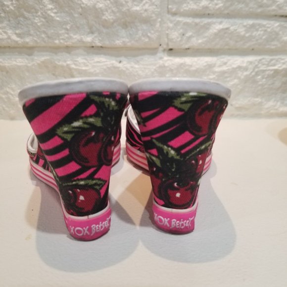 Betsey Johnson Cherry wedge mules - Picture 3 of 4